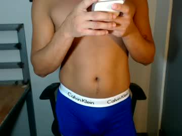 Watch pinoystud20 performing live on BoomCams free cam network