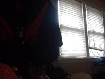 Watch pistlewhipme performing live on BoomCams free cam network