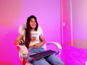 Watch pixivee performing live on BoomCams free cam network