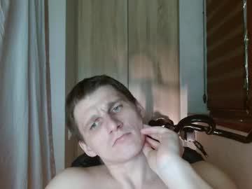 Watch poliglotjoe2 performing live on BoomCams free cam network