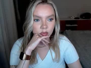 Watch polinajones performing live on BoomCams free cam network