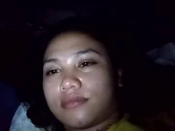 Watch prilzz20 performing live on BoomCams free cam network