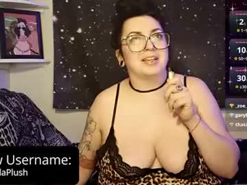 Watch priscillaplush performing live on BoomCams free cam network