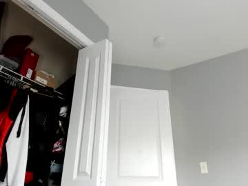 Watch queenb2626 performing live on BoomCams free cam network