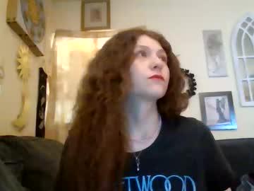 Watch queencrimsonlvx performing live on BoomCams free cam network