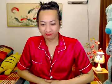 Watch queenmistressts performing live on BoomCams free cam network