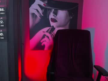 Watch queenofhaze performing live on BoomCams free cam network