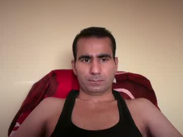 Watch rand102 performing live on BoomCams free cam network
