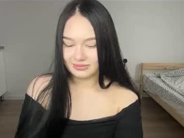 Watch randifarney performing live on BoomCams free cam network