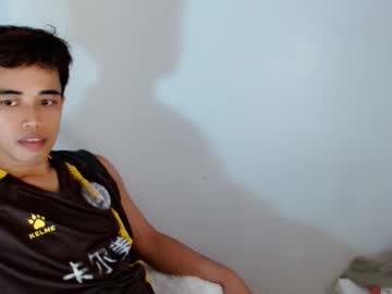 Watch rarango0504 performing live on BoomCams free cam network