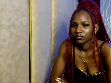 Watch raven_luxe performing live on BoomCams free cam network