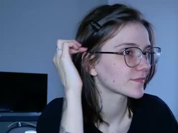 Watch ray_lol performing live on BoomCams free cam network