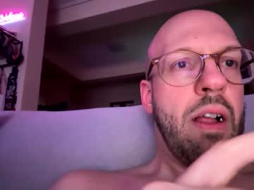 Watch realhorsedick performing live on BoomCams free cam network