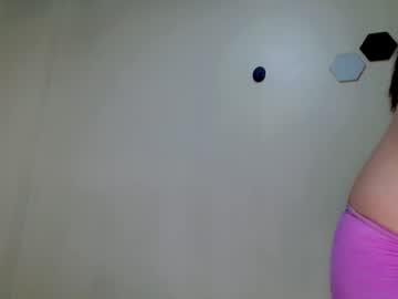 Watch reignxxxx performing live on BoomCams free cam network