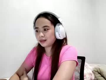 Watch renitapinheiro performing live on BoomCams free cam network