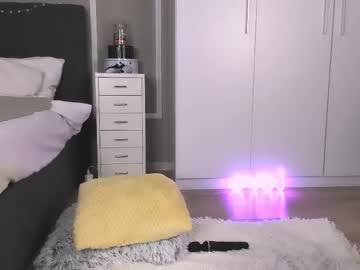 Watch reyablake performing live on BoomCams free cam network