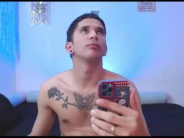 Watch rich_de_la_rosa performing live on BoomCams free cam network