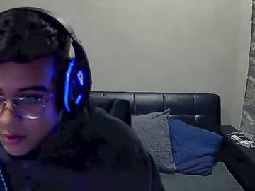 Watch rickbosh performing live on BoomCams free cam network