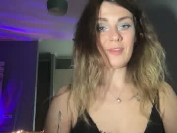 Watch rita_tease performing live on BoomCams free cam network