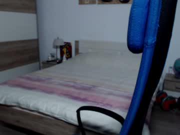 Watch robbyshawz performing live on BoomCams free cam network
