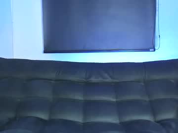 Watch ronnie_fallout performing live on BoomCams free cam network