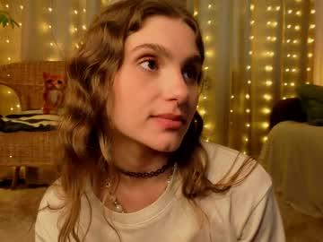 Watch rosalvaulman performing live on BoomCams free cam network