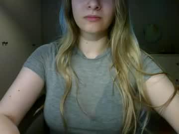 Watch rosie_june performing live on BoomCams free cam network