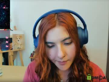 Watch rosiexxx24 performing live on BoomCams free cam network