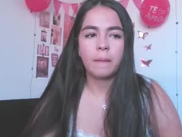 Watch roussetorres performing live on BoomCams free cam network