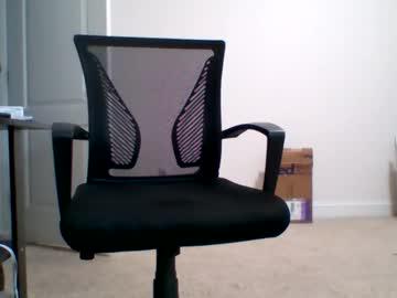 Watch rovie1995 performing live on BoomCams free cam network
