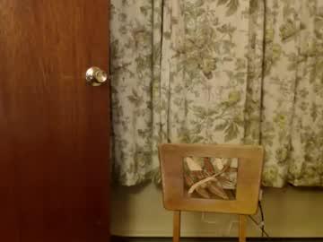 Watch royalmonday69 performing live on BoomCams free cam network