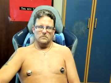 Watch salichris performing live on BoomCams free cam network