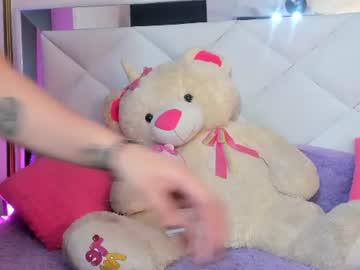 Watch salomhe performing live on BoomCams free cam network