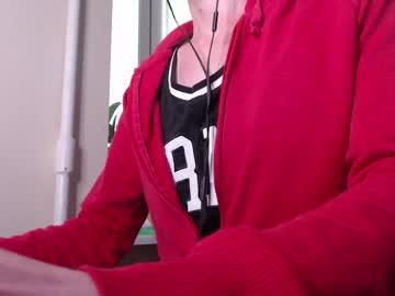 Watch sam_skywalker performing live on BoomCams free cam network