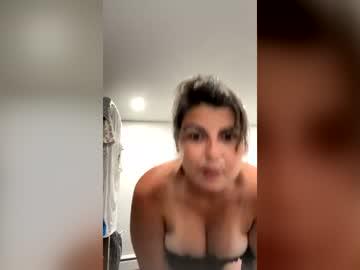 Watch sammy48xo performing live on BoomCams free cam network