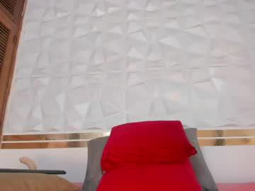 Watch sara_collinnss performing live on BoomCams free cam network