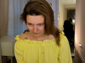 Watch sara_konn0r performing live on BoomCams free cam network