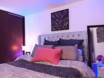 Watch sarhamccormick performing live on BoomCams free cam network