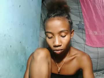 Watch sasivia08 performing live on BoomCams free cam network