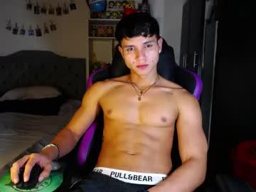 Watch saulomiralles performing live on BoomCams free cam network
