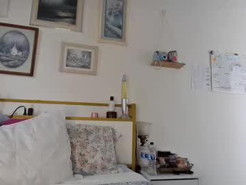 Watch savanah24 performing live on BoomCams free cam network