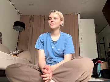 Watch scarlettsencabaugh performing live on BoomCams free cam network