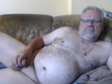 Watch schnapper11 performing live on BoomCams free cam network