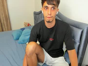 Watch se6model performing live on BoomCams free cam network