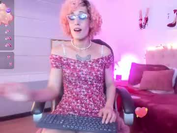 Watch sexy__pearl performing live on BoomCams free cam network