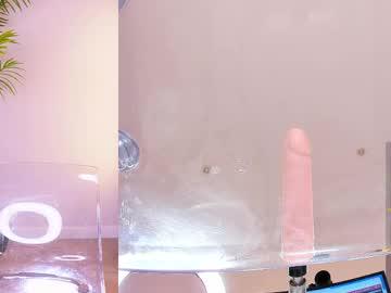 Watch sexy_blonde_doll performing live on BoomCams free cam network