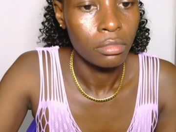 Watch sexy_juicy247 performing live on BoomCams free cam network