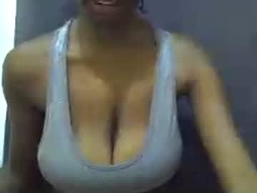 Watch sexy_peach4 performing live on BoomCams free cam network