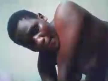 Watch sexychoco2 performing live on BoomCams free cam network