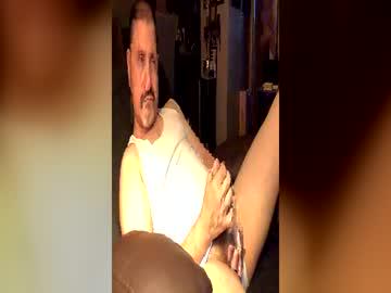 Watch sexydad4u354757 performing live on BoomCams free cam network